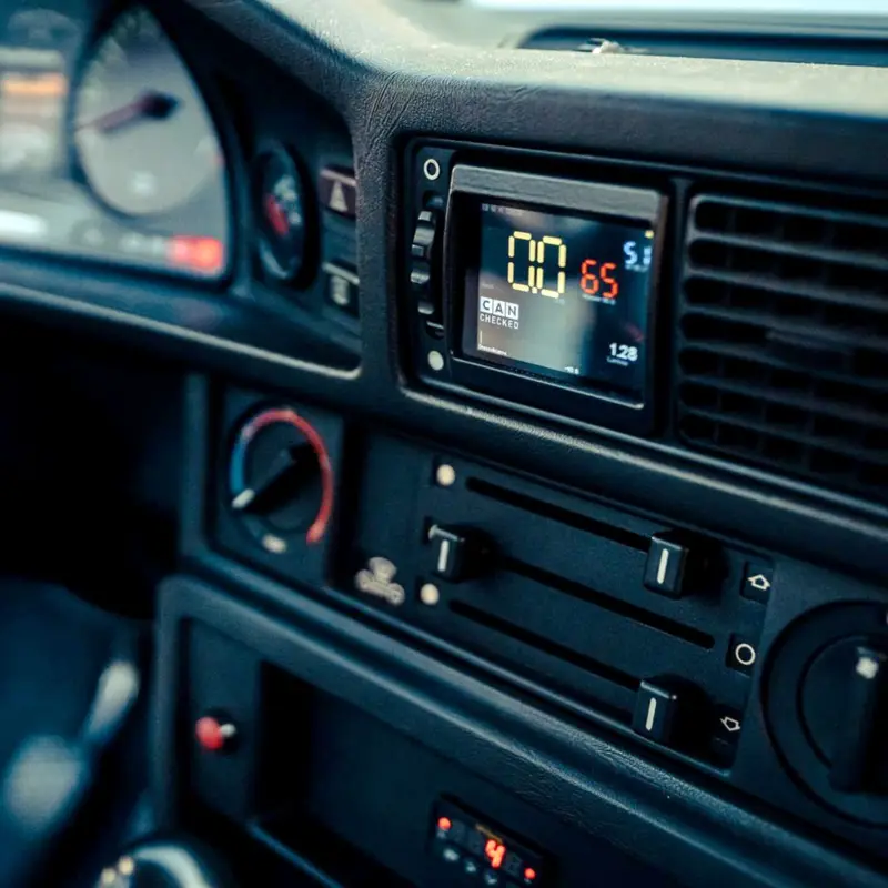 Utförsäljning MFD28 Gen2 till BMW 5-series E28 LHD
