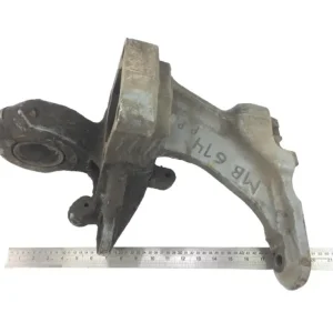 9413270341 Hållare för luftfjäderbälg, framaxel, höger MERCEDES-BENZ A9413270341 Axor, Actros MP1, MP2, MP3 (1996-2014) Lägg i varukorgen