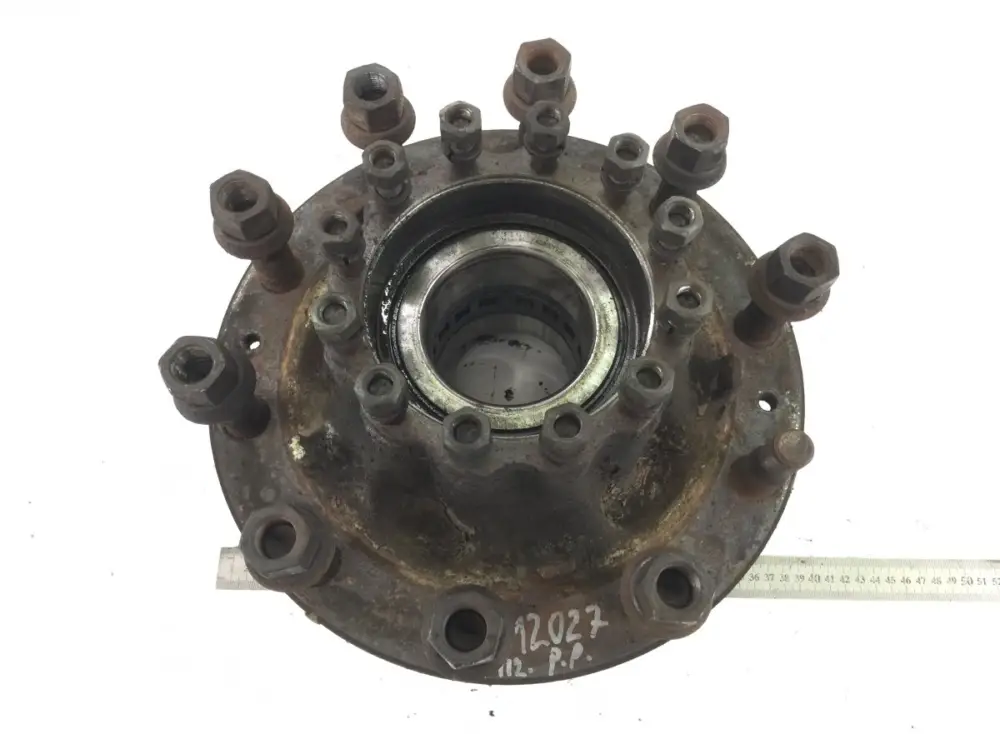 Lägg i varukorgen 3988774 Hjulnav trumbroms, drivande axel, höger VOLVO 20518054 3988773 85104299 FM7-FM12, FM, FMX (1998-2014)