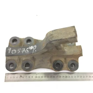 9413250309 Hållare för V-arm, höger MERCEDES-BENZ A9413250309 Atego, Atego 2, Atego 3 (1996-) Lägg i varukorgen