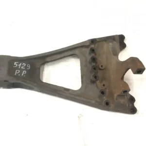 prisnedsättning A9423252509 Krängningshämmarhållare drivande axel, höger MERCEDES-BENZ 9423252509 Axor, Actros MP1, MP2, MP3 (1996-2014)