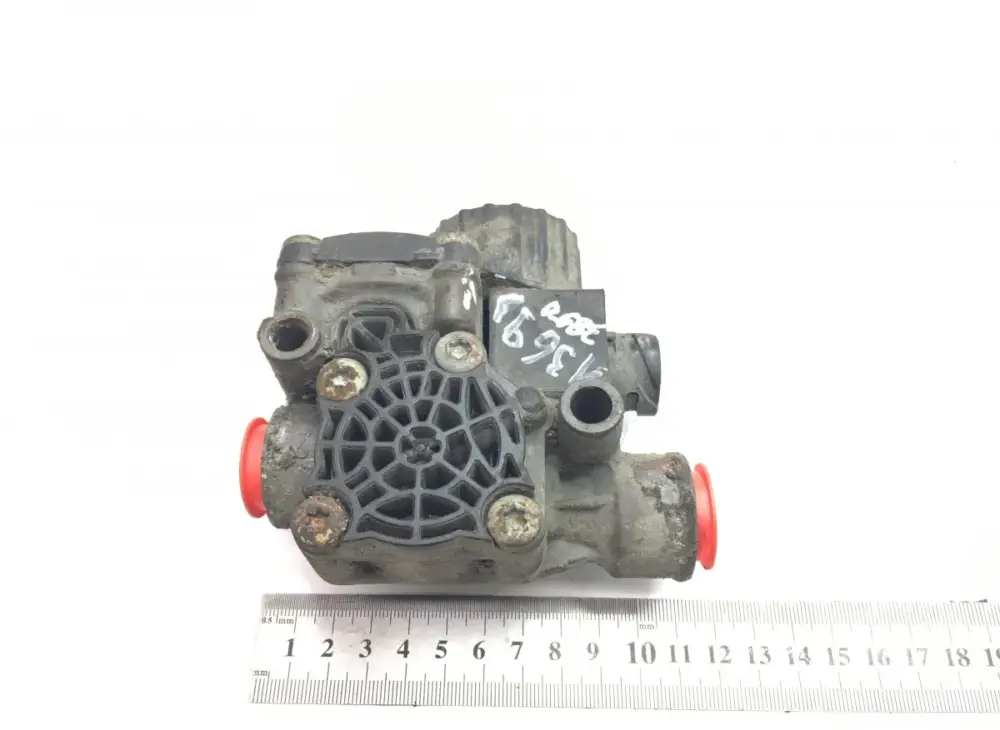 Billigare 20516342 ABS-ventil framaxel, höger ABS Valve, Front Axle KNORR LH=RH VOLVO,MERCEDES,RENAULT,SCANIA