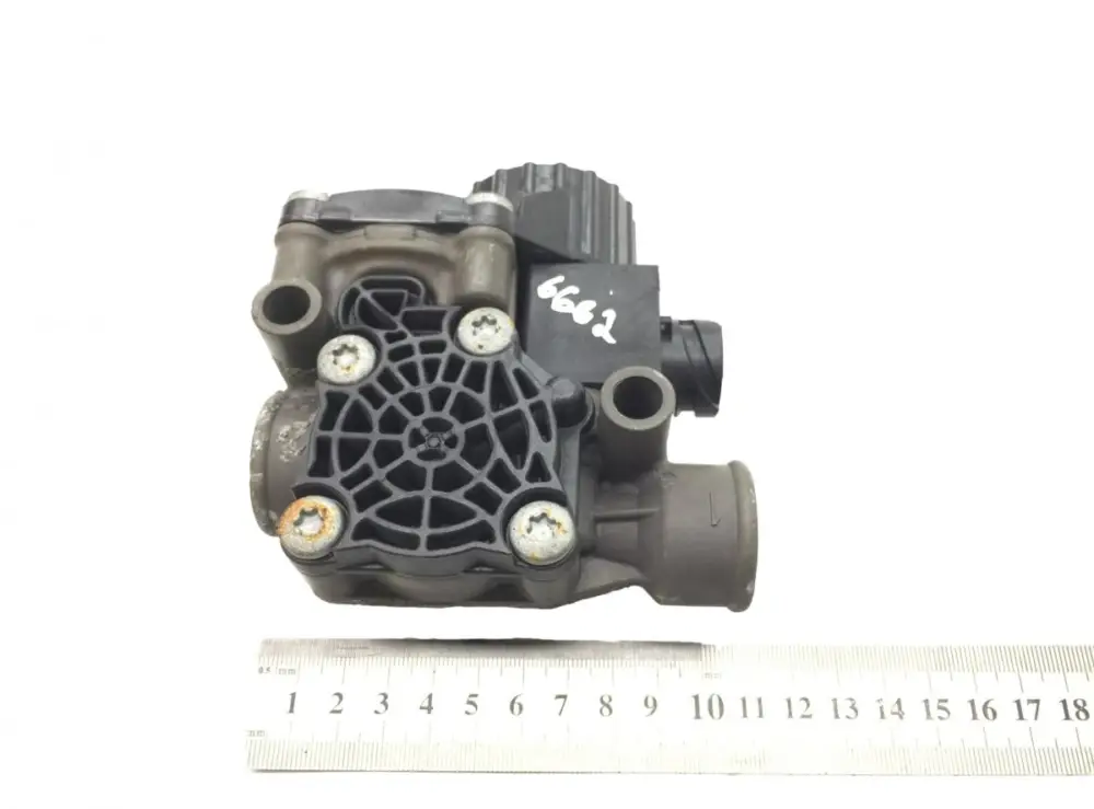 Handla nu 20516342 ABS-ventil framaxel, vänster ABS Valve, Front Axle KNORR LH=RH VOLVO,MERCEDES,RENAULT,SCANIA