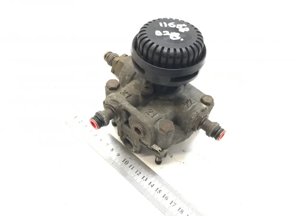 Bästa pris 1425183 Accelerationsventil för fotbroms SCANIA 1342598 1350118 1935660 1504903 L,P,G,R,S-series (2016-) WABCO