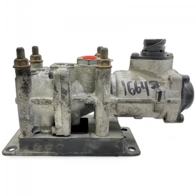 3092614 Styrventil för retarder VOLVO A0044303281 0044303281 15300134210 B6, B7, B9, B10, B12 bus (1978-2011) WABCO Sista chansen