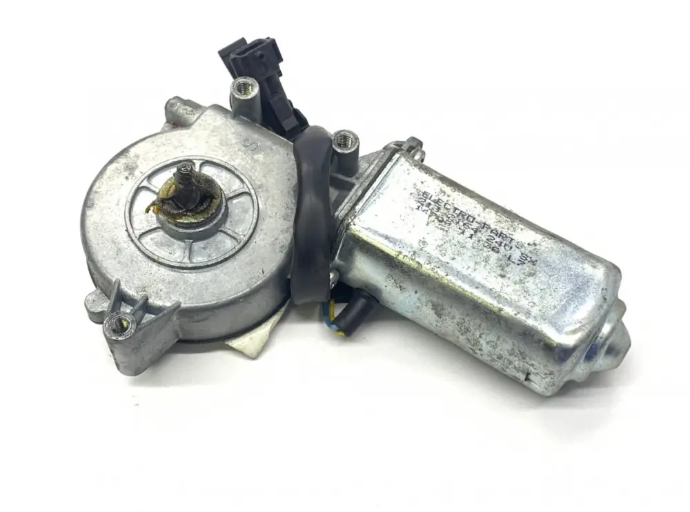 5001852885 Fönsterhissmotor, vänster RENAULT TRUCKS 24425128 1714811 1400755 7484561612 Kerax, Midlum (1997-2014) ELECTRO-PARTS Snabb leverans