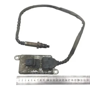 0101539328 Givare, NOx MERCEDES-BENZ A0101539328 0081539828 A0081539828 Antos, Arocs, Actros MP4 (2012-) CONTINENTAL Endast denna vecka