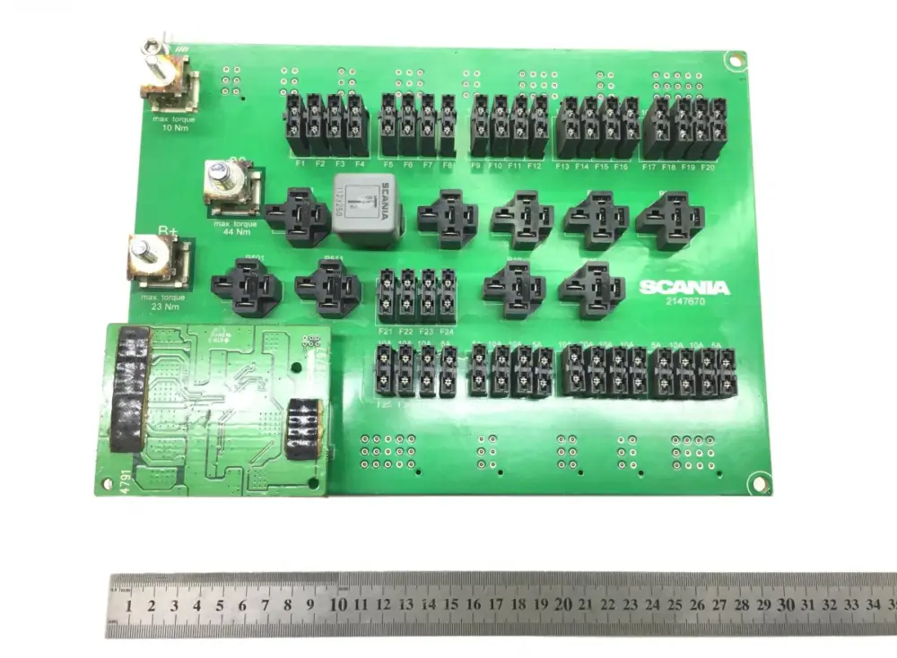 2147672 Mönsterkort för säkringar Fuses Circuit Board SCANIA F, K, N-Series Billig
