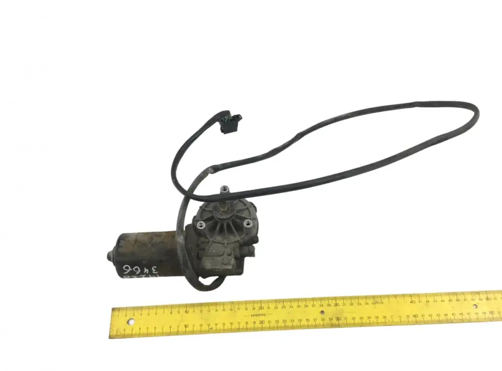Rabatt 1063838 Torkarmotor VOLVO 8143408 FM7-FM12, FM, FMX (1998-2014) VALEO